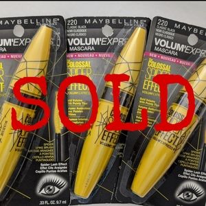 3x Maybelline "classic black"  volum'Expre…